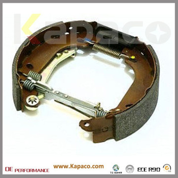 Good Quality Brake Pad and Brake Shoe Wear Pattern Manufacture for Mazda ADM54110 OEM B092-26-38Z B092-49-380